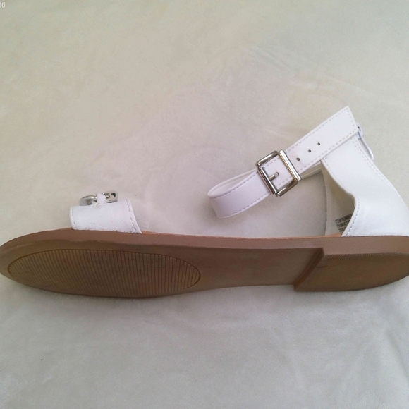 TORRID SANDALS - Picture 5 of 13